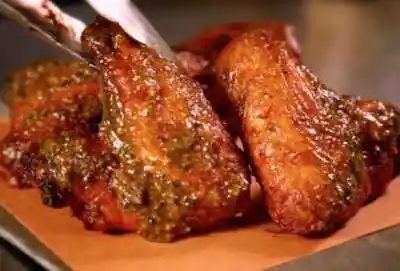 Lanchonetes Clássicas com Guy Fieri