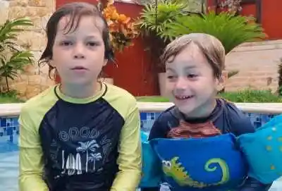 Brincando com Caetano e Vicente